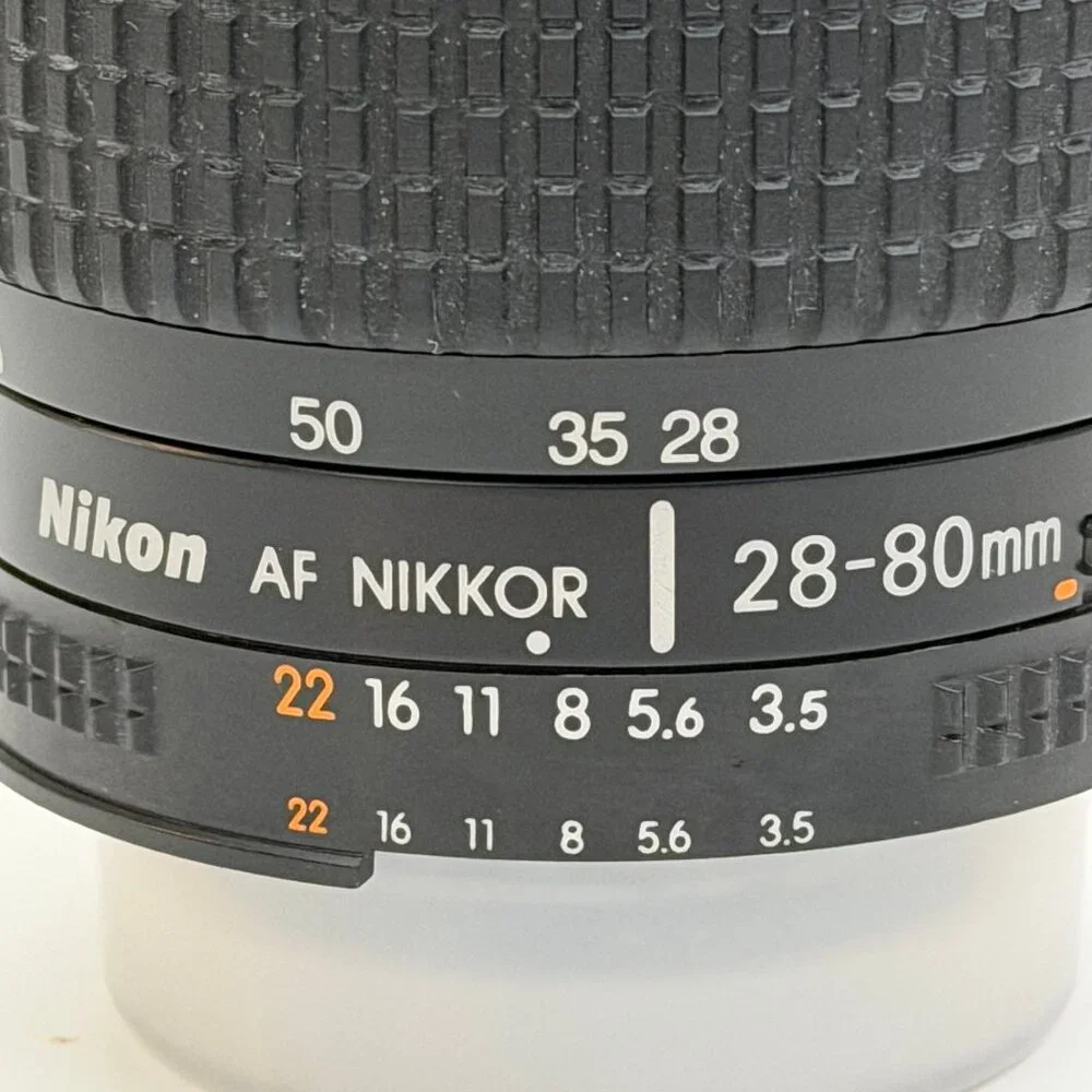 Nikon Zoom Wide Angle-Telephoto 28-80mm f/3.5-5.6 D-AF Autofocus Lens